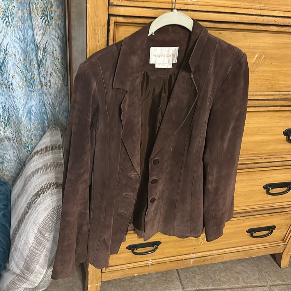 Margaret Godfrey. Women’s Chocolate Suede Blazer Jacket
